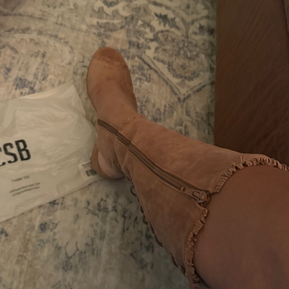 SILENT D ANTHROPOLOGIE LEATHER SUEDE FRIDGE LACE UP CHUNKY HEEL KNEE HIGH BOOTS - Picture 9 of 11